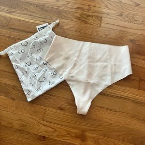 Brand new kit undergarments